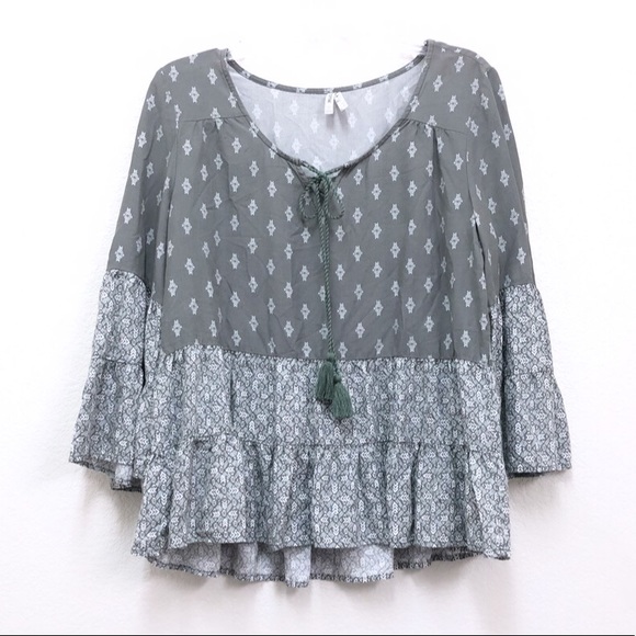 Mudd Tops - Mudd Boho Bell Sleeve Ruffle High Low Tassel Top